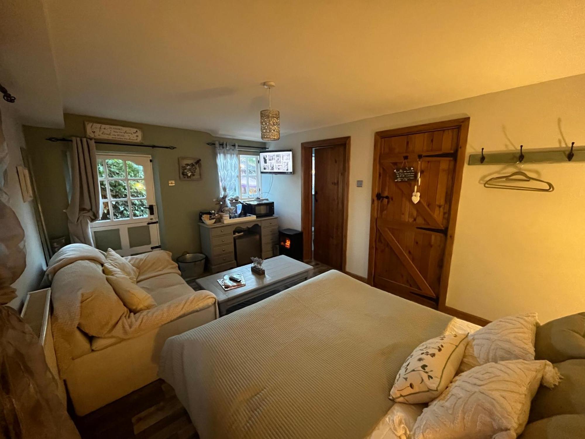 Pear Tree Cottage Courtyard Σριούσμπερι Εξωτερικό φωτογραφία